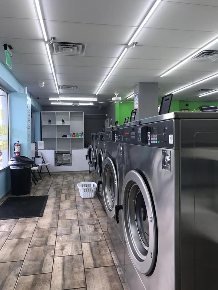 Lavanderias em Orlando para lavar roupas pesadas