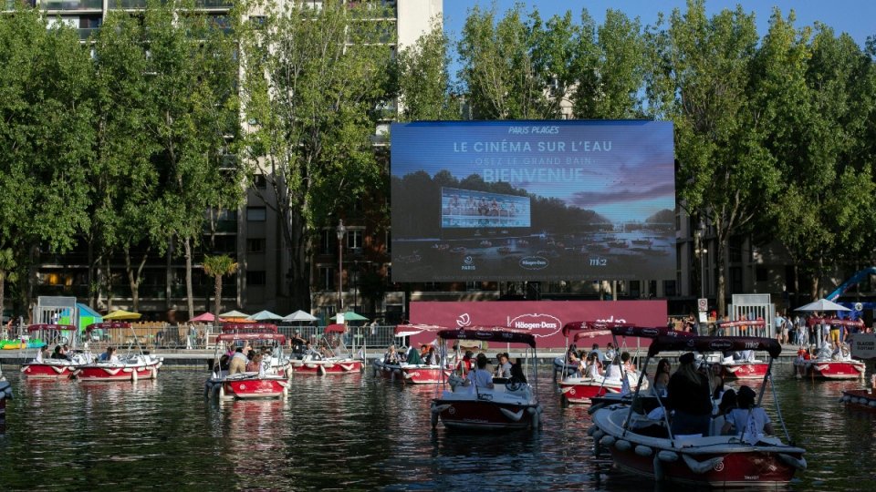 Cinema no barco em Orlando